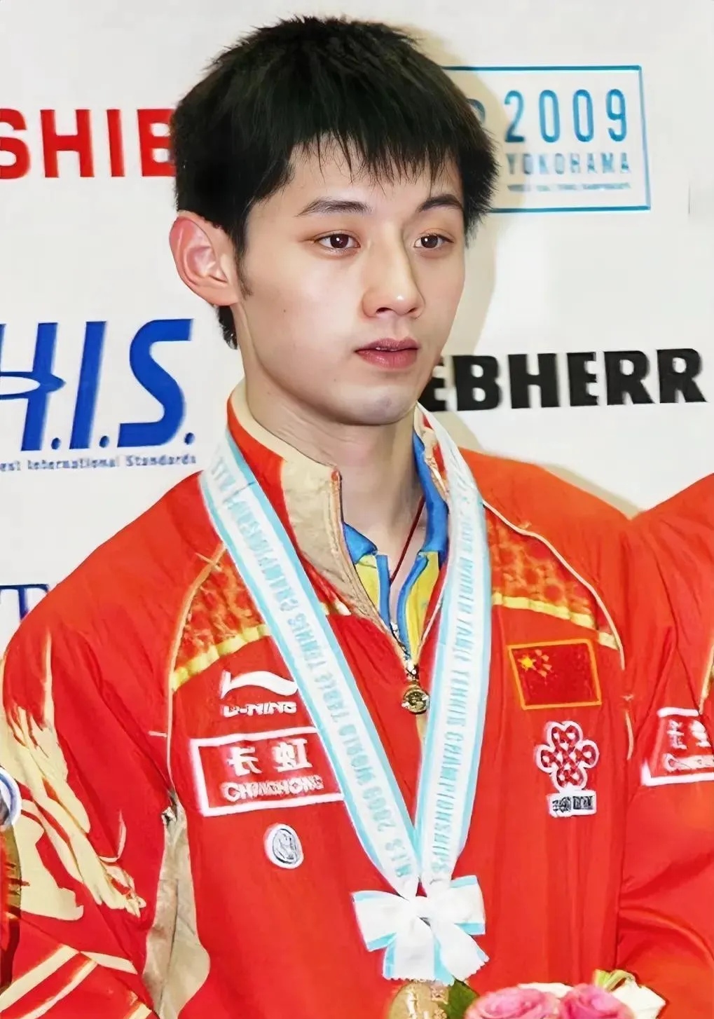 中国乒乓球队爆冷日本乒乓球队，张继科三分雨点燃全场的简单介绍