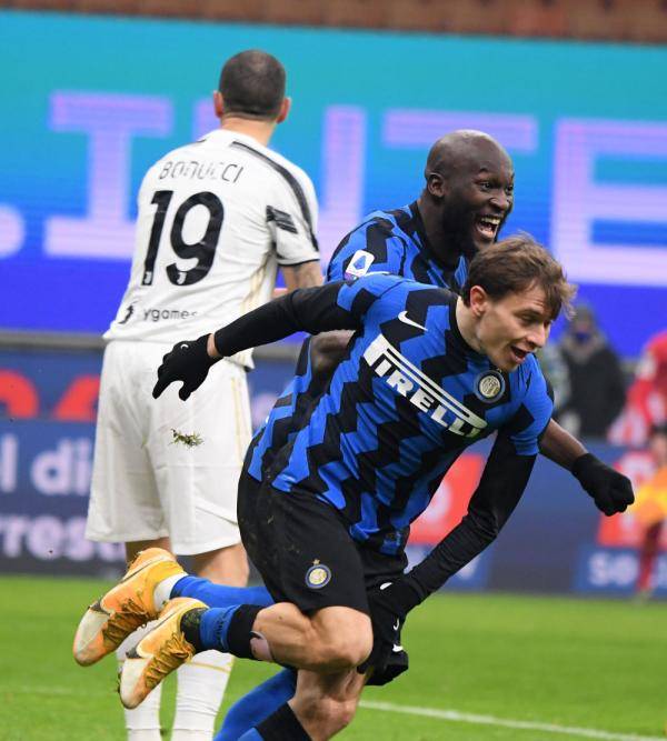 包含尤文完胜瑞士,门迪点燃赛场的词条 包含尤文完胜瑞士,门迪点燃赛场的词条