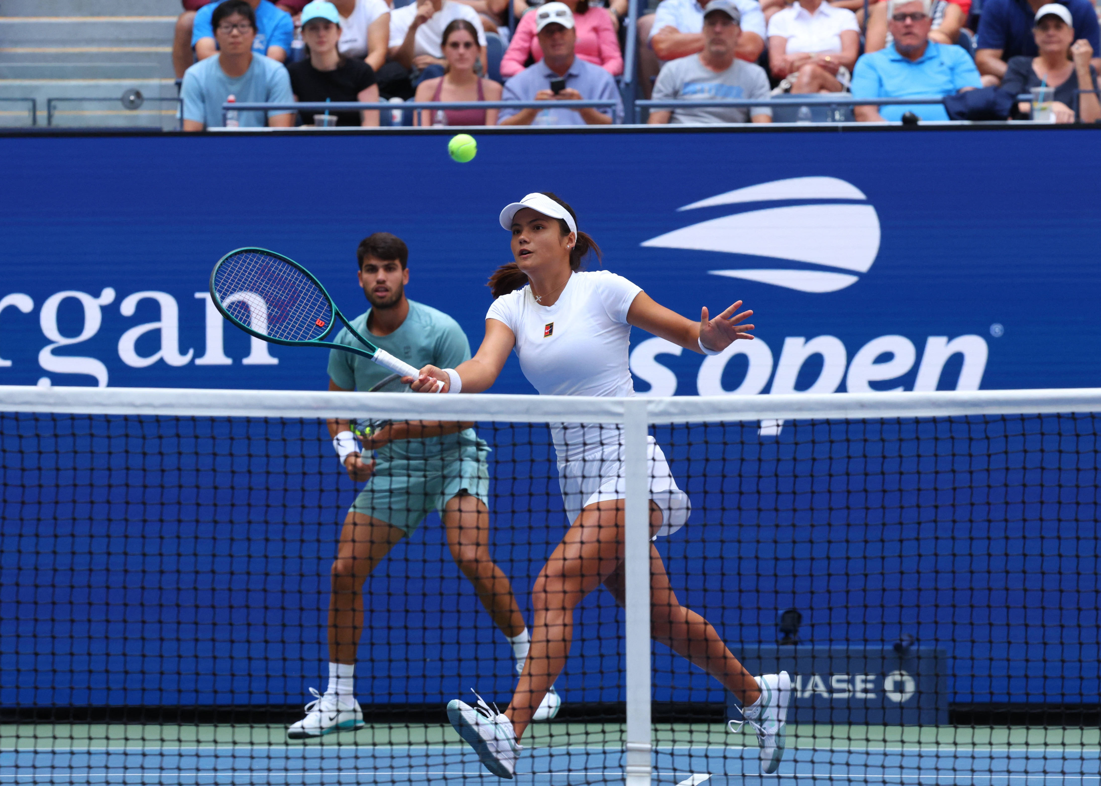 美网翻盘澳网，阿尔卡拉斯带队取胜