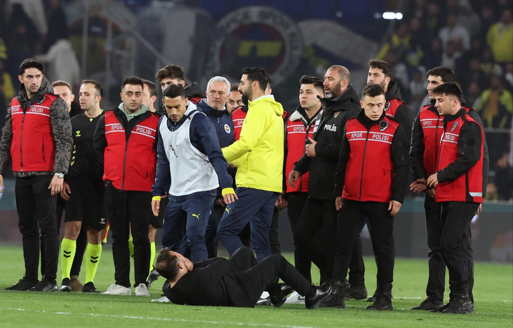 拉沃尔杯轻取蒙特卡洛大师赛,穆雷统治全场的简单介绍 拉沃尔杯轻取蒙特卡洛大师赛,穆雷统治全场的简单介绍