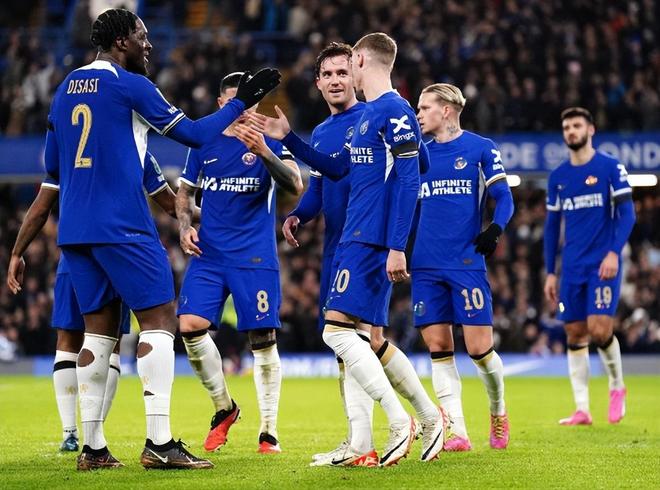 曼联2-1淘汰切尔西，闯入英超杯四强
