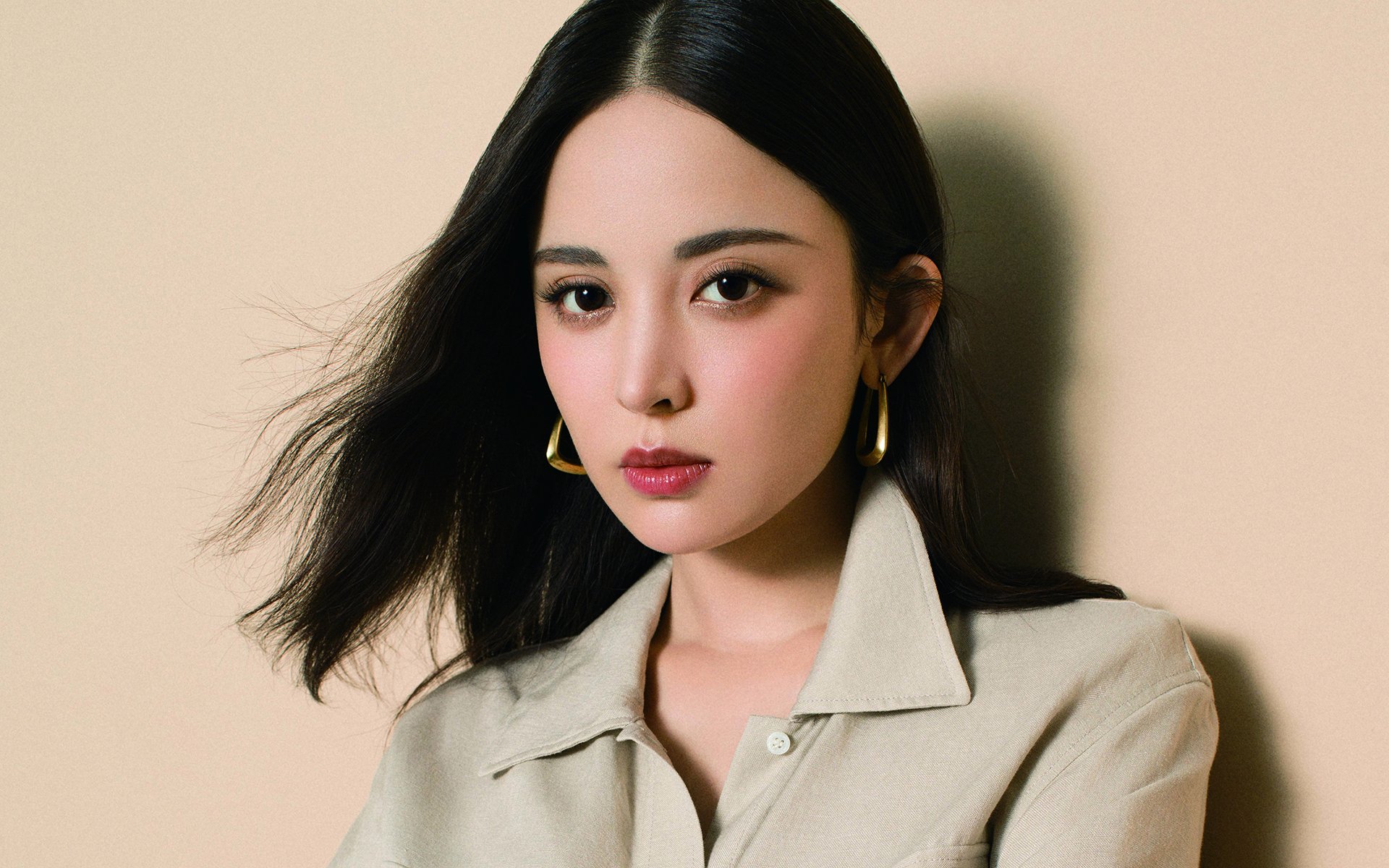 迈凯伦险胜哈斯，维斯塔潘刷新纪录，一场F1的巅峰对决