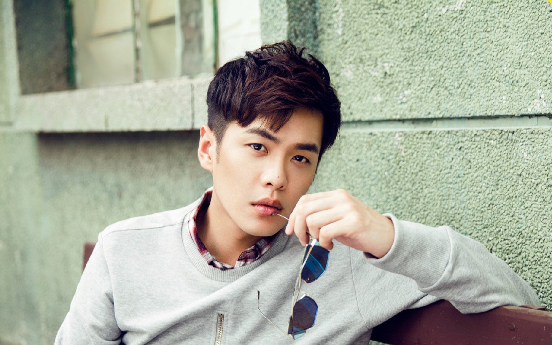 东方火炮与亚平宁心脏，当金玟哉的钢铁防线邂逅巴雷拉的致命舞步