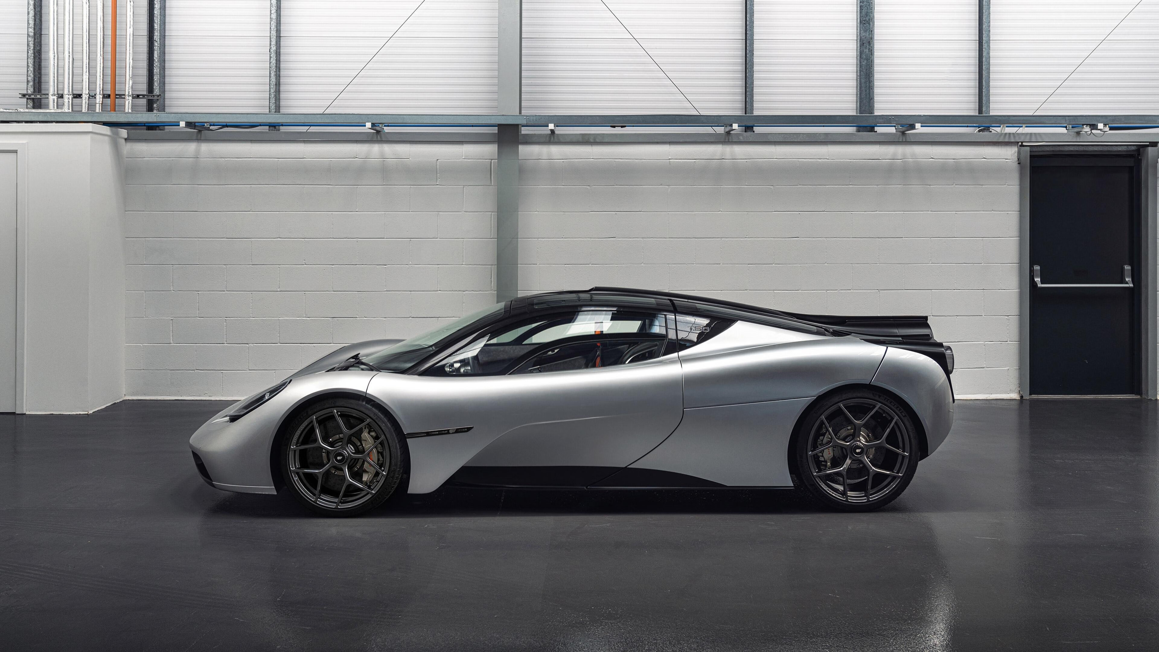 努涅斯极地梅开二度，莱比锡红牛火焰对决3-1融化加拿大育空联队