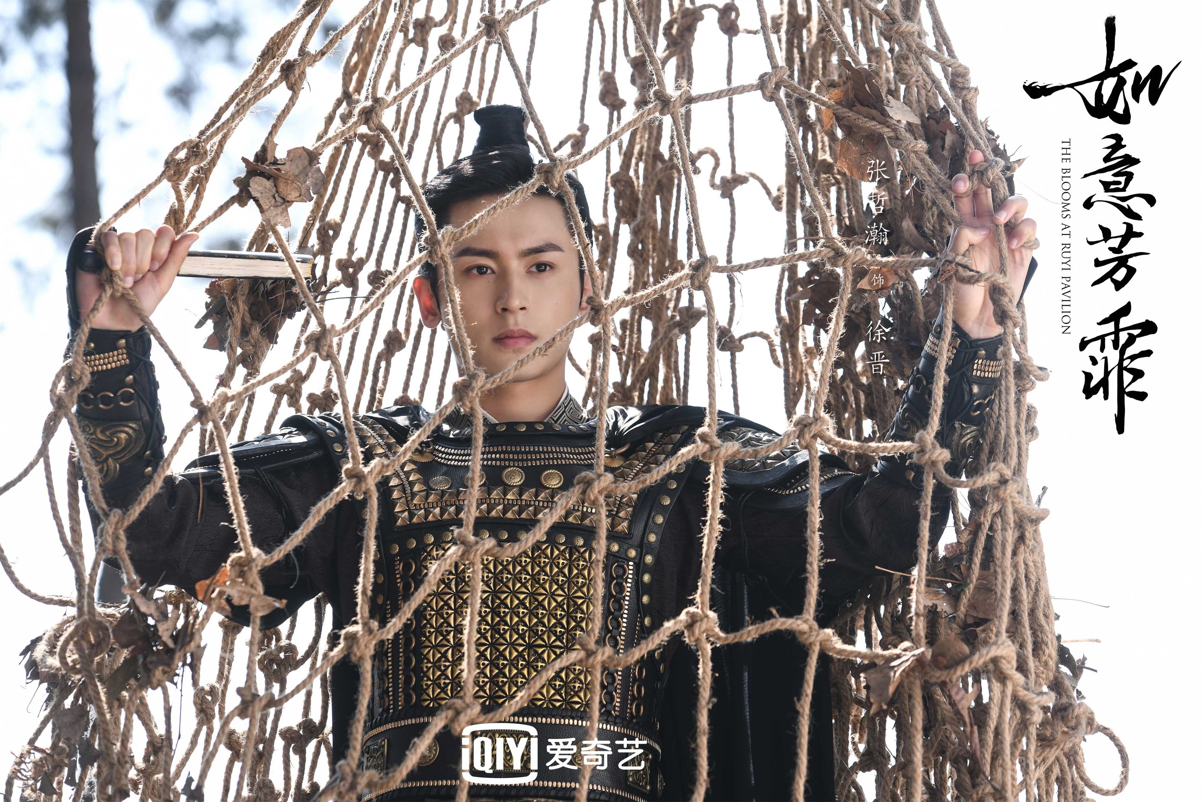 欧冠淘汰赛之夜，哈兰德以冰冷代码写入胜利方程式